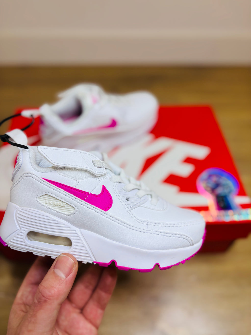 Nike Air Max 90 EasyOn White Pink Fuschia