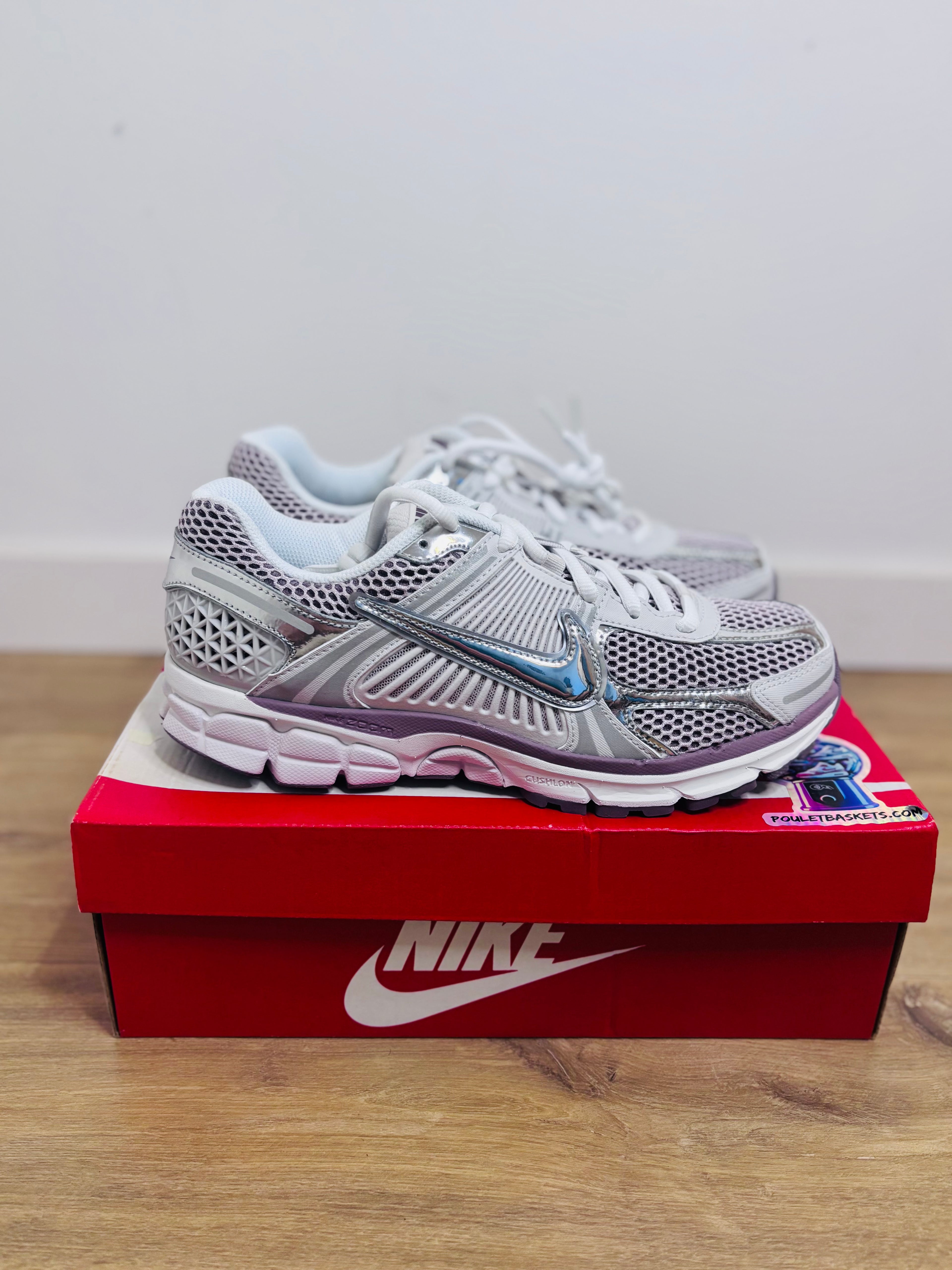 Nike Vomero 5 Zoom Metallic Lilas