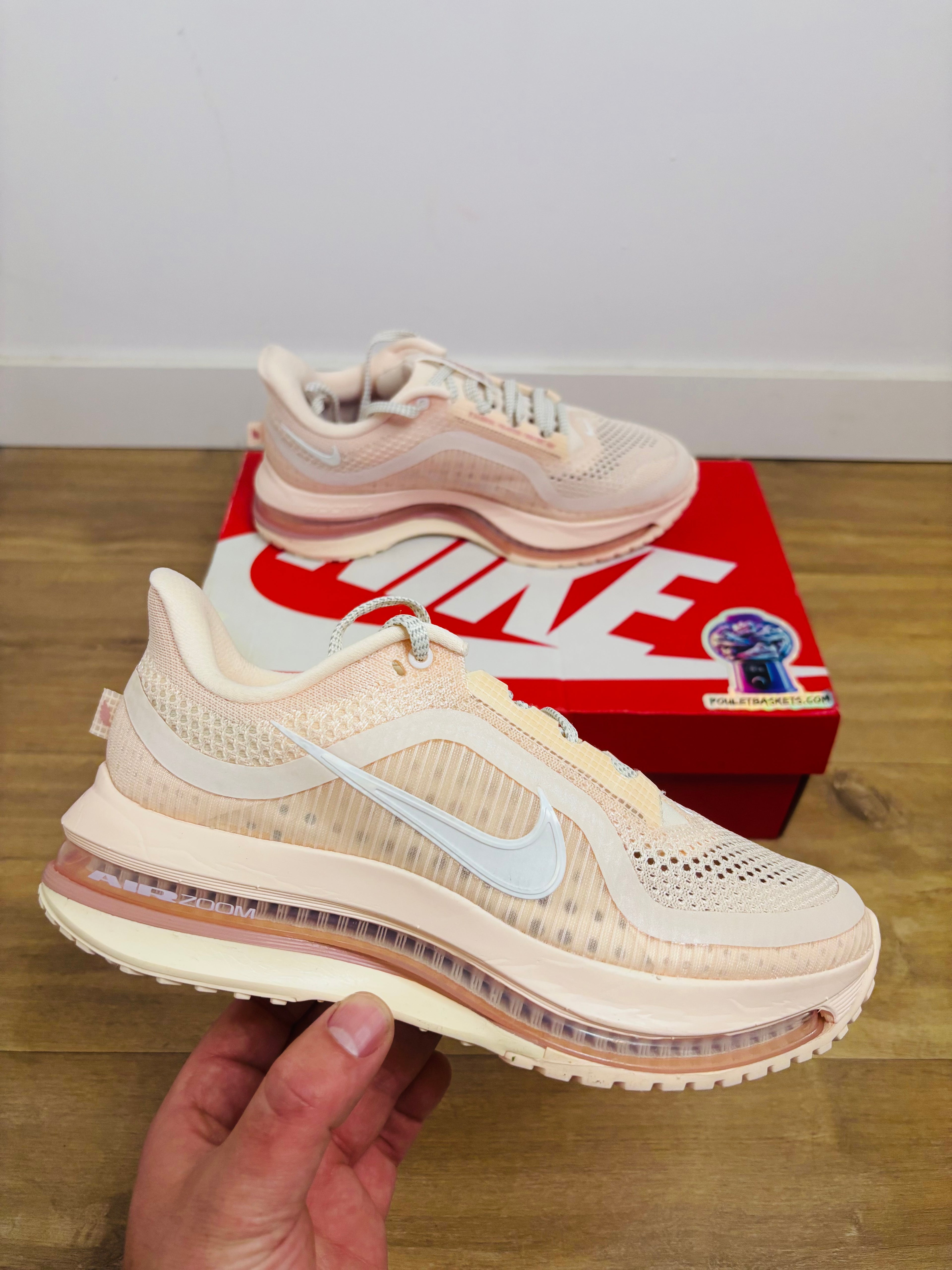 Nike Pegasus Premium Guava Sail