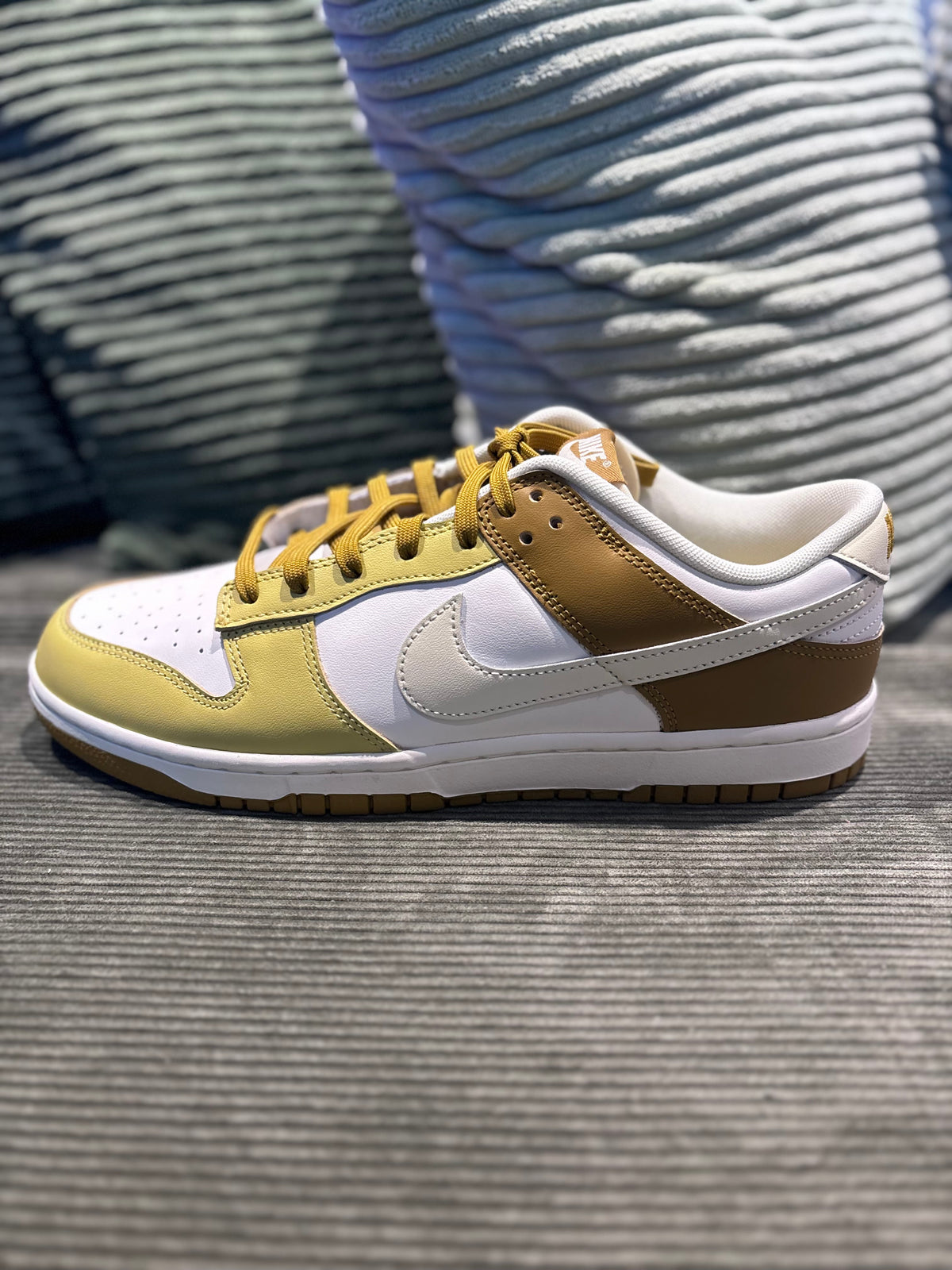Dunk Low Jaune moutarde