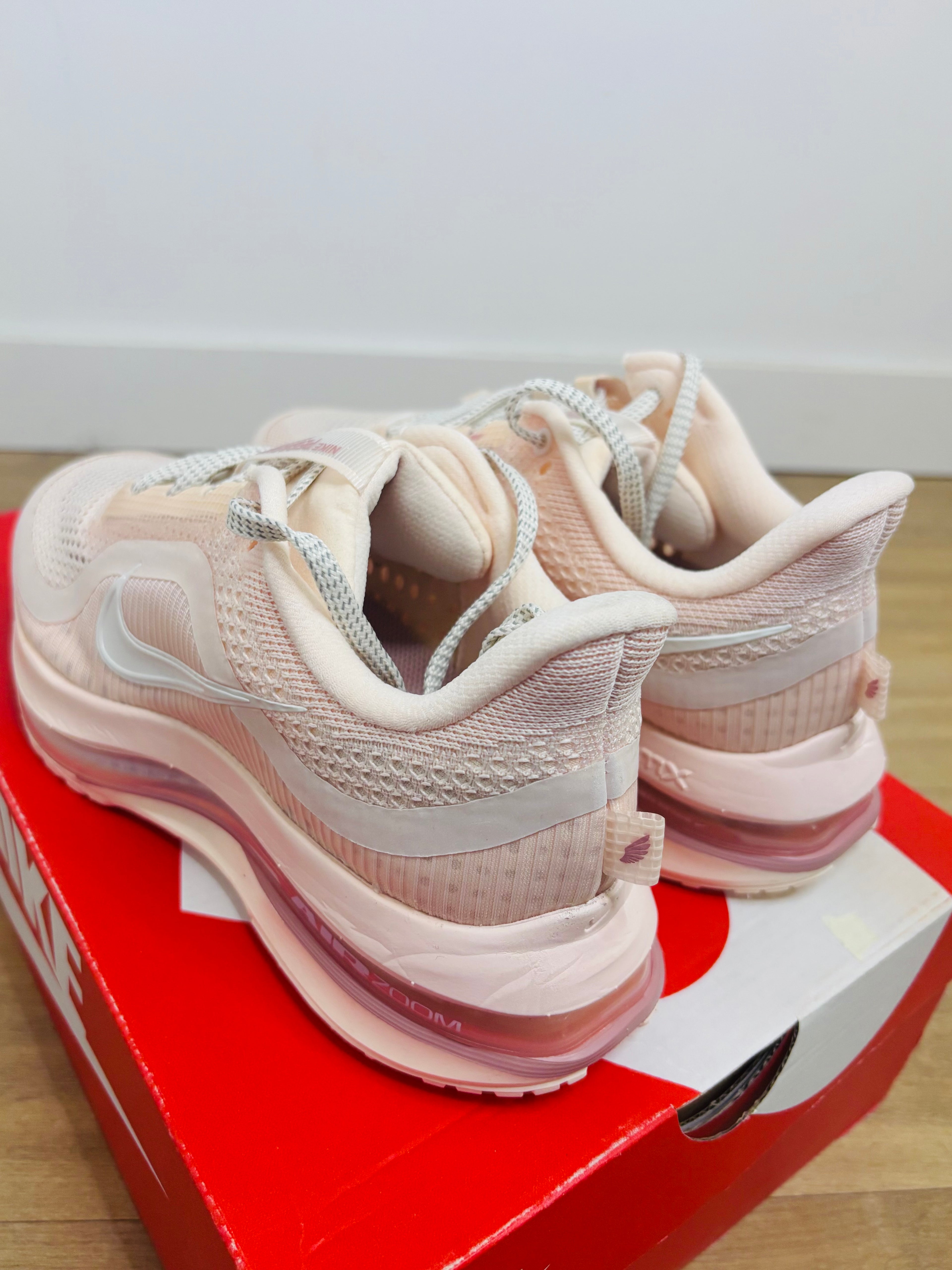 Nike Pegasus Premium Guava Sail
