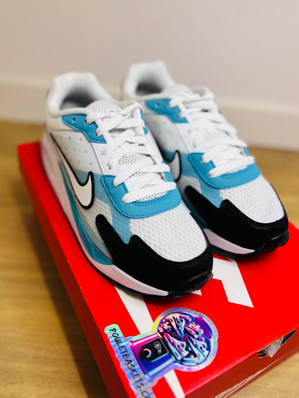 Nike Air Max Solo White Tealer Blue