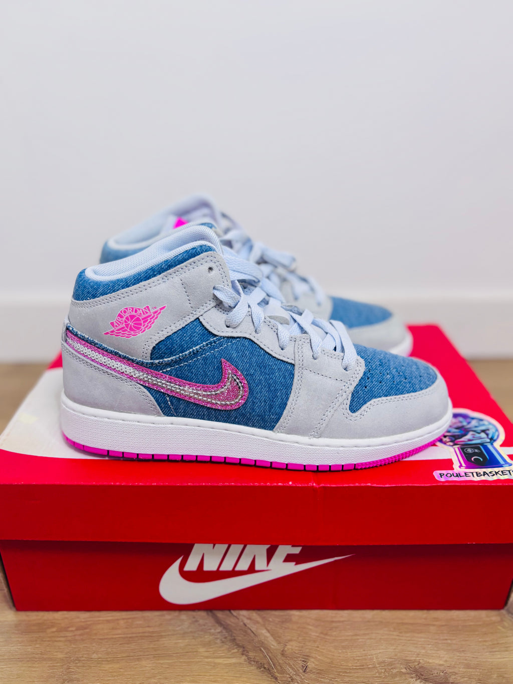 Nike Air Jordan 1 Mid Special Edition Cobalt Bliss
