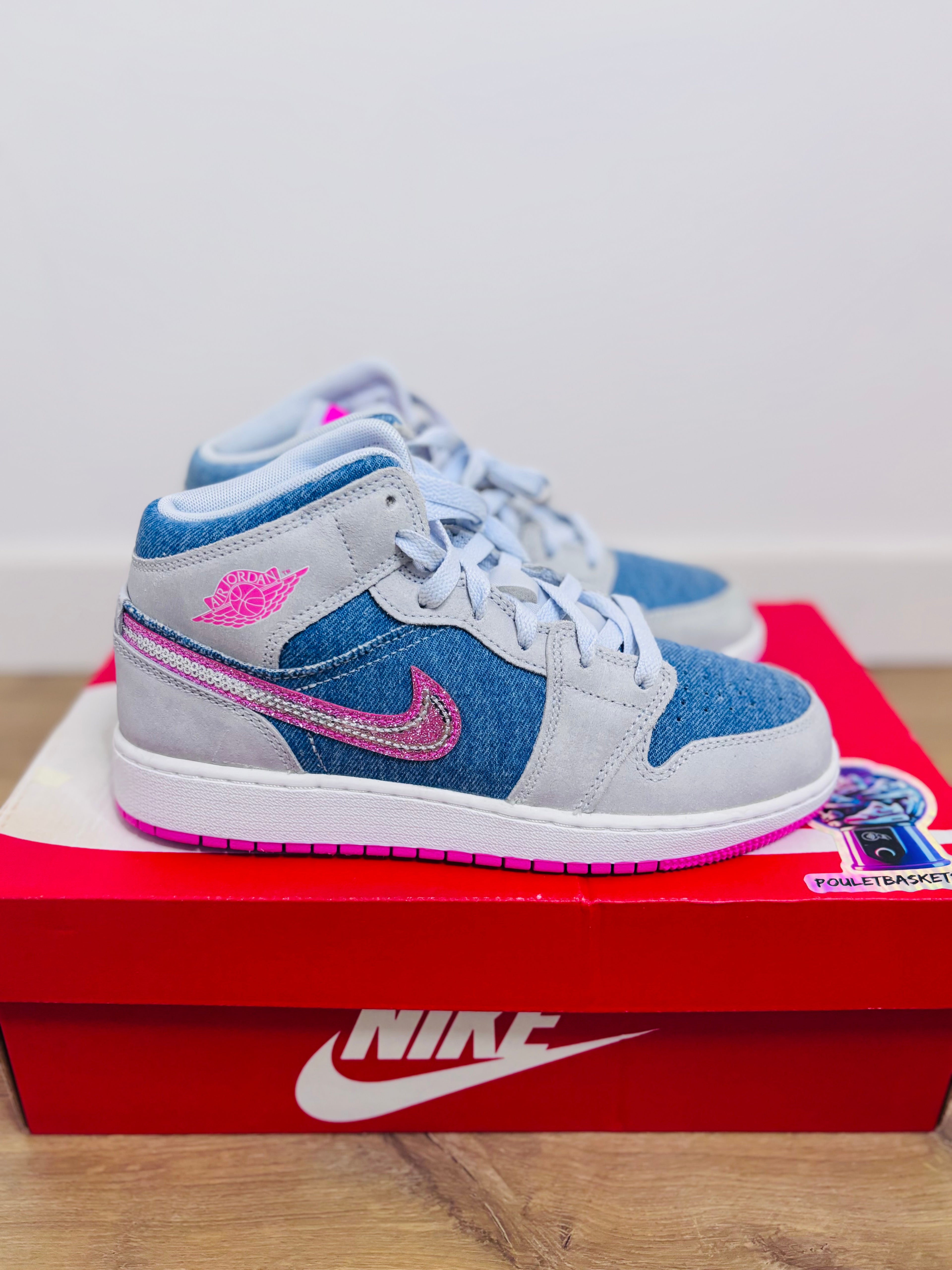 Nike Air Jordan 1 Mid Special Edition Cobalt Bliss