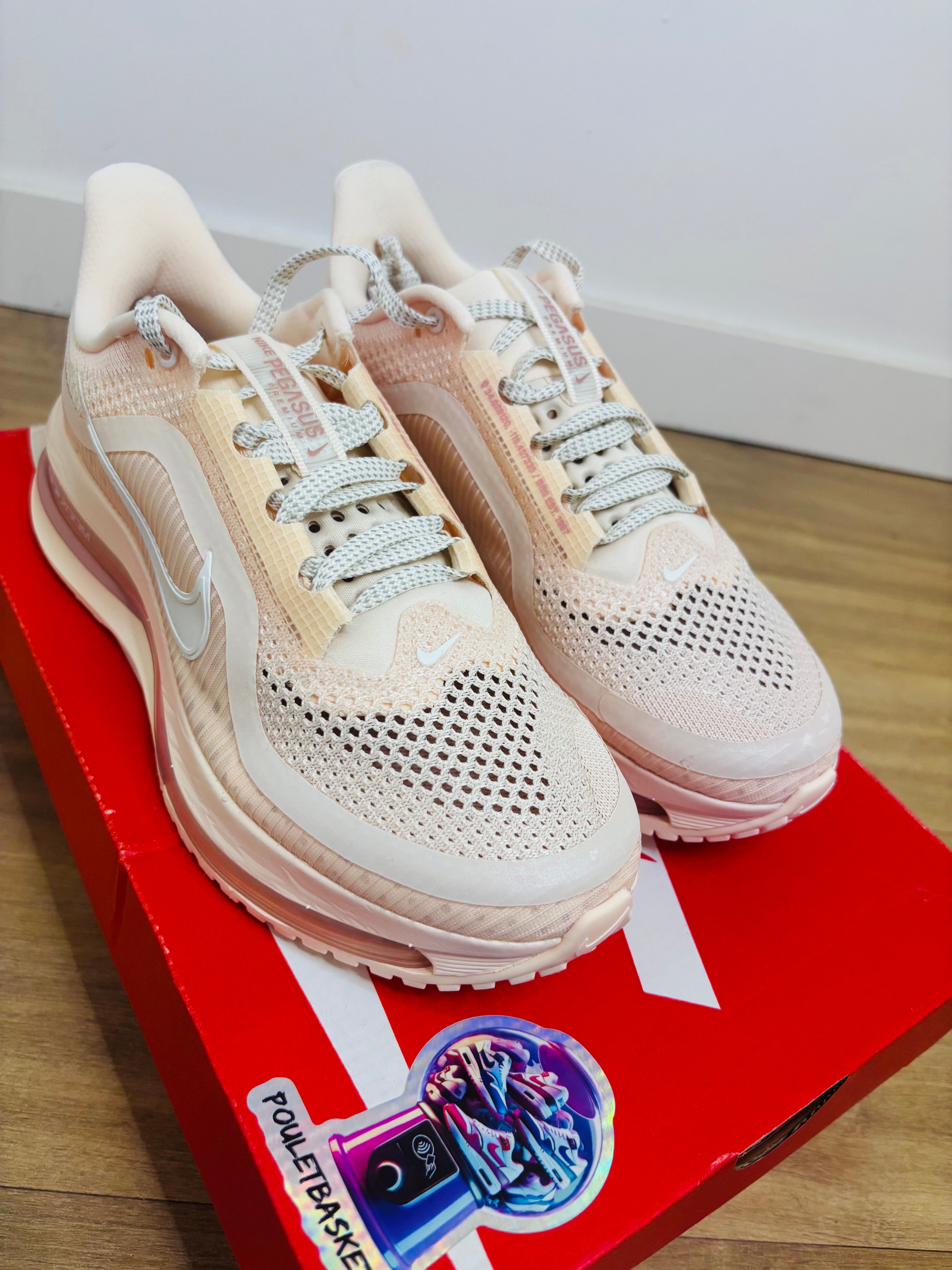 Nike Pegasus Premium Guava Sail