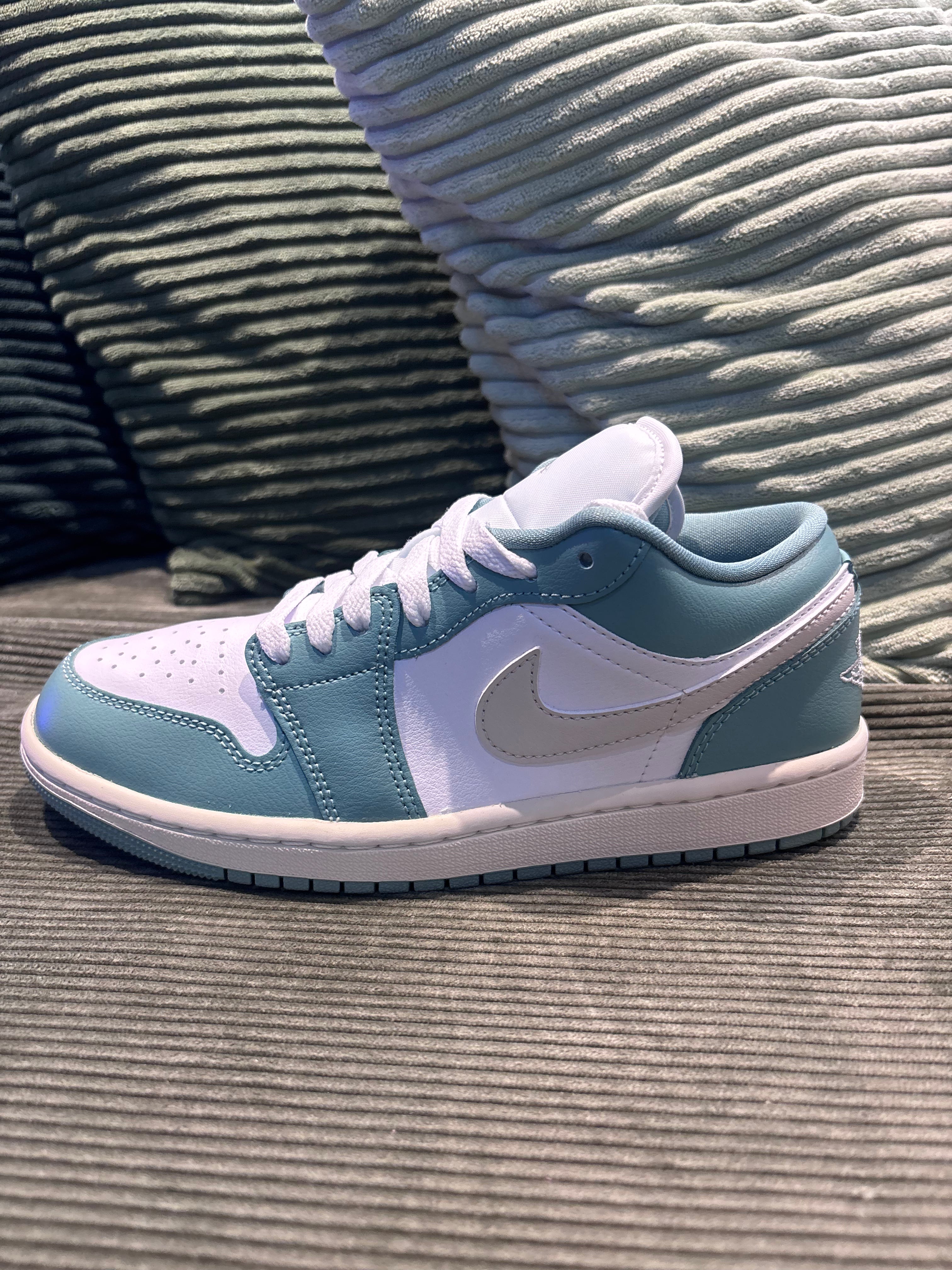 Air Jordan 1 White Cannon