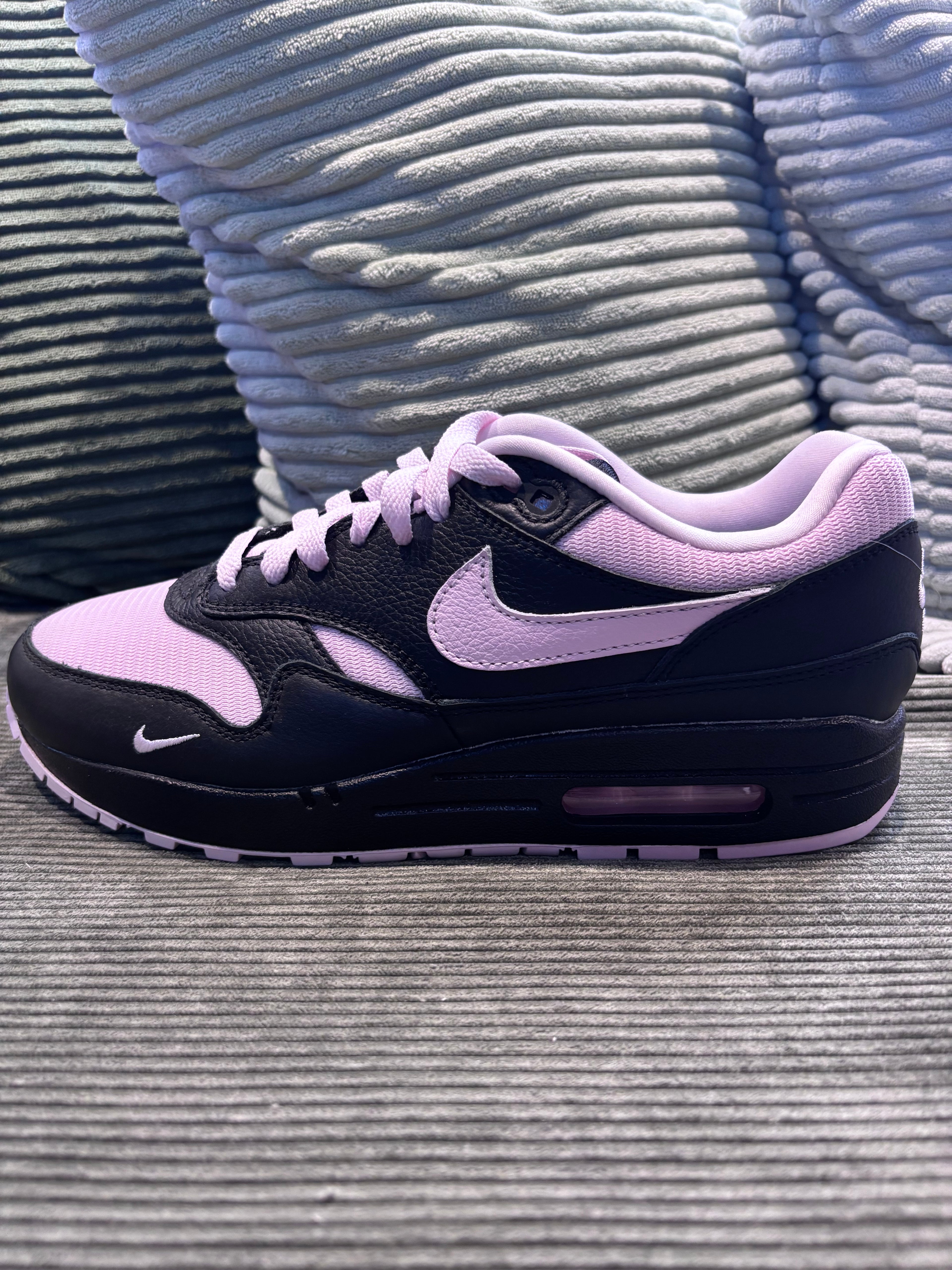Air Max 1 By You Pink Black