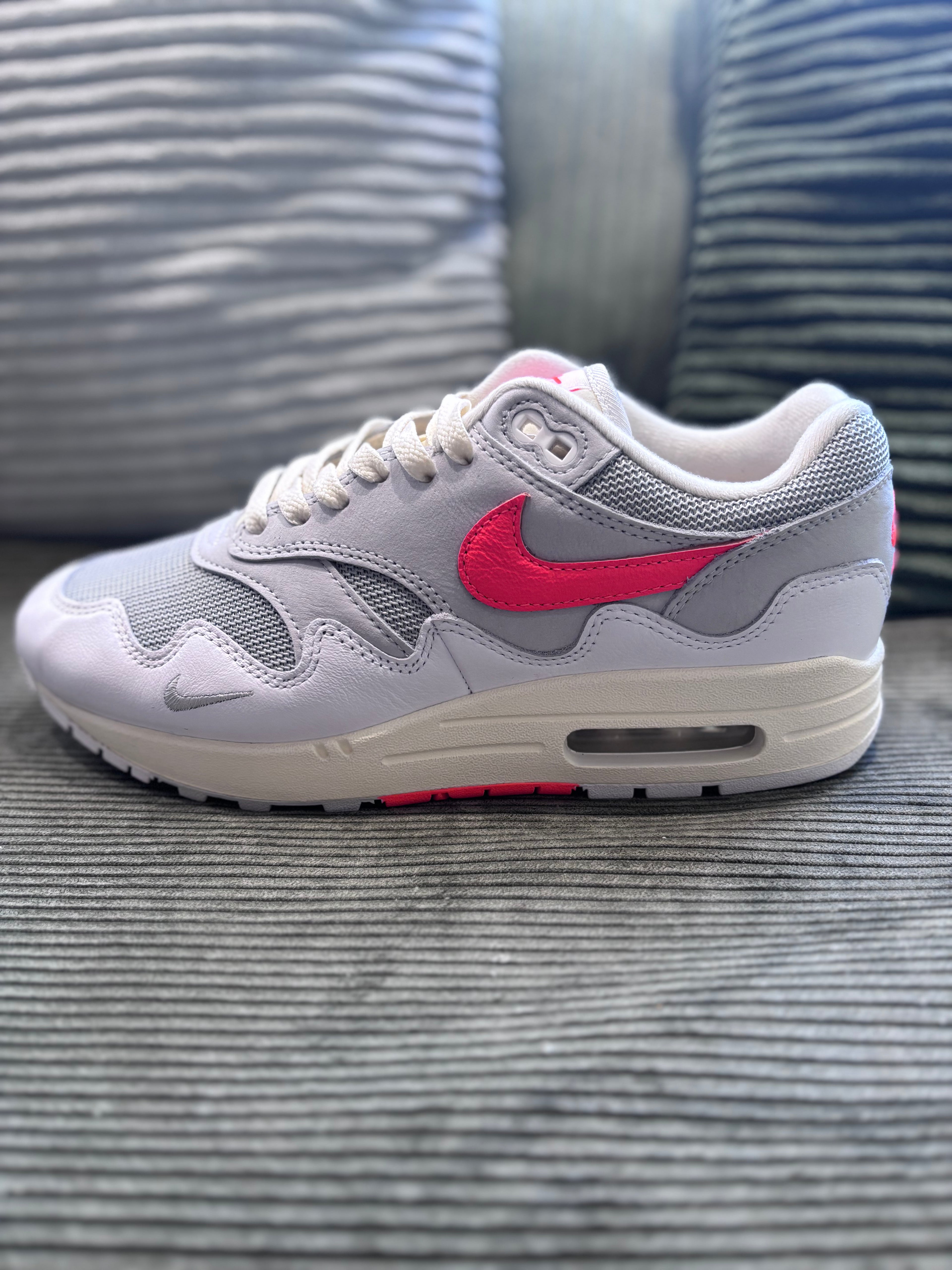 Air Max 1 Patta White Crimson