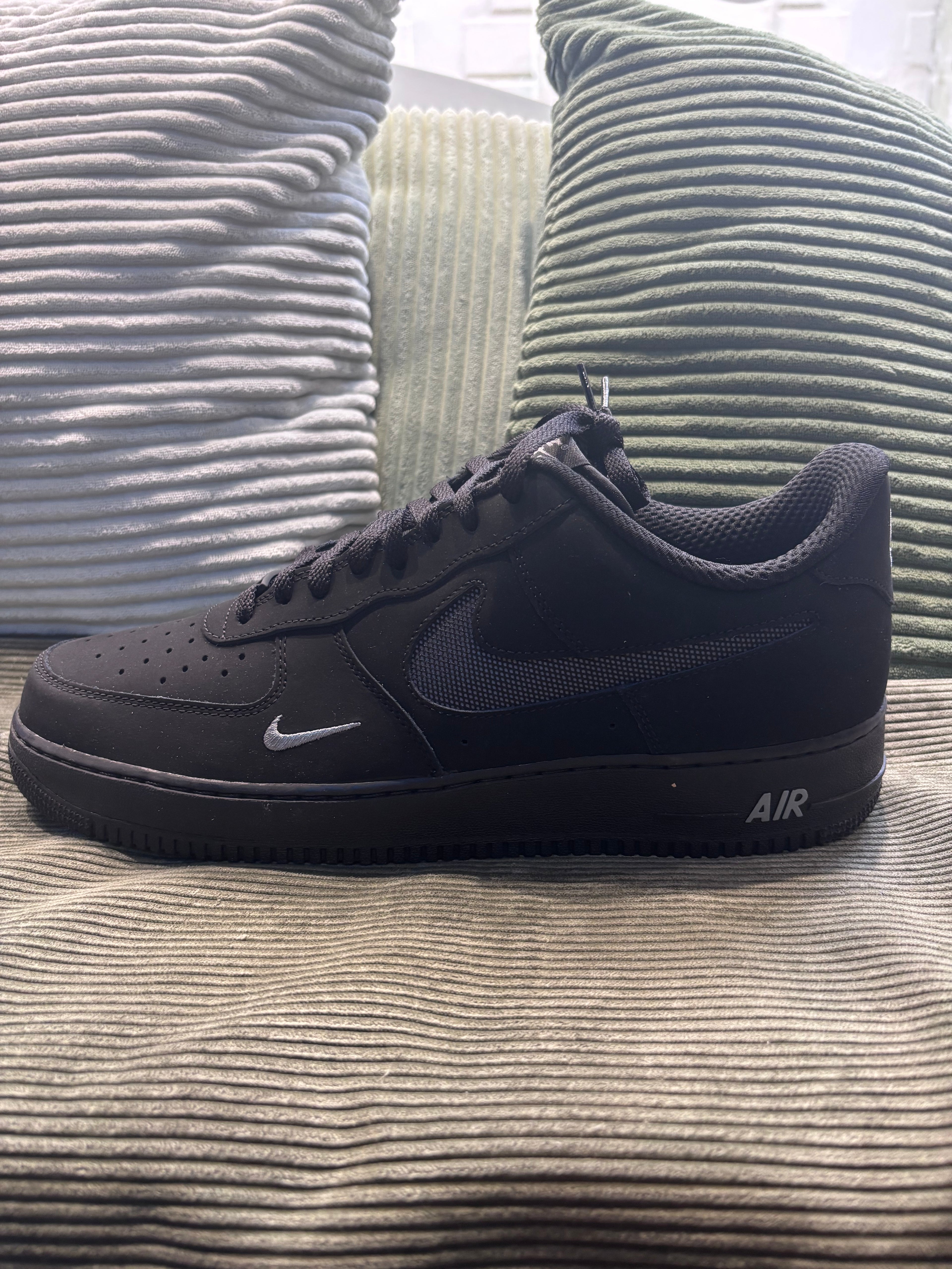 Air Force 1 Black Daim