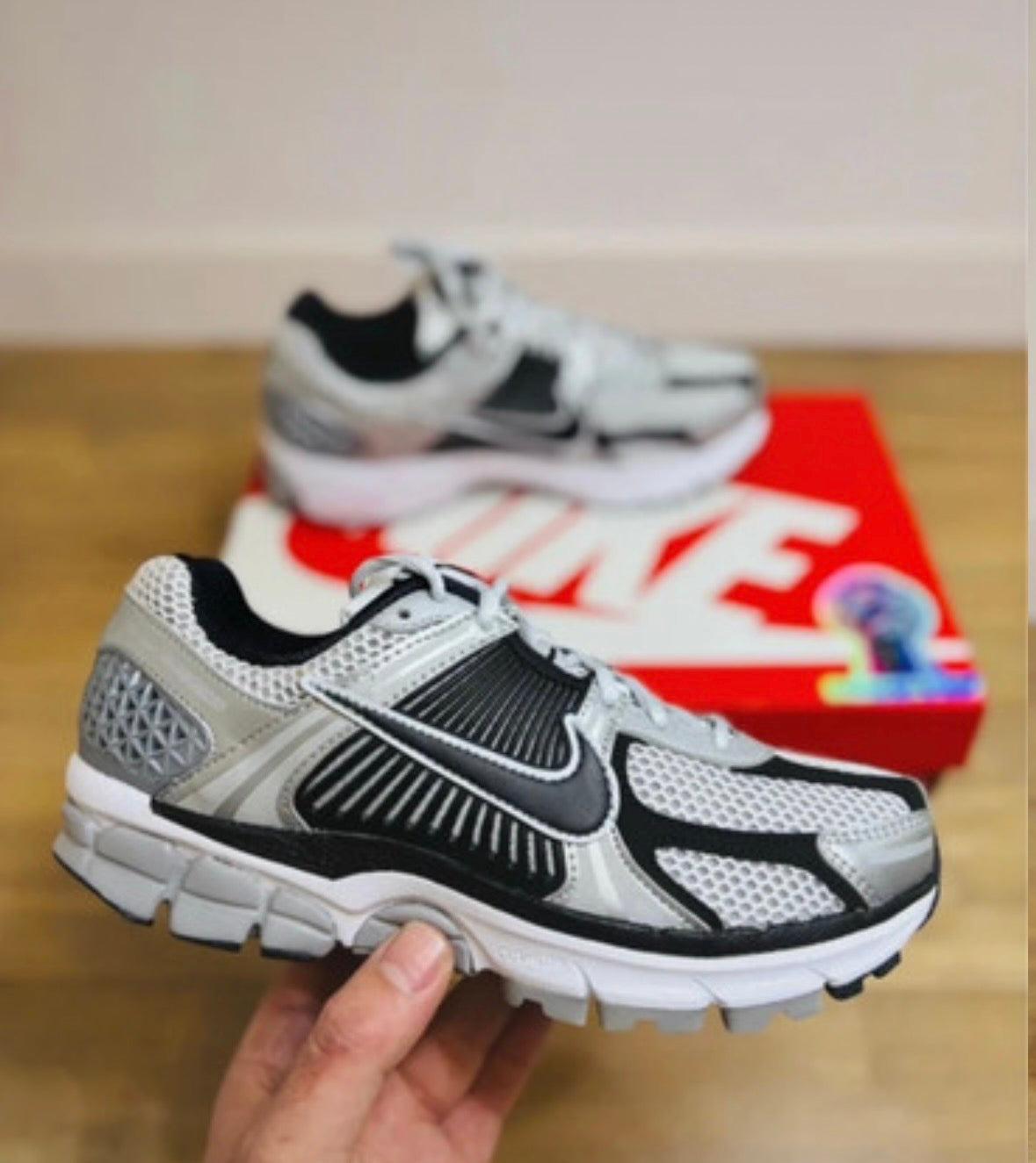 Nike Zoom Vomero 5 Black Metallic Silver