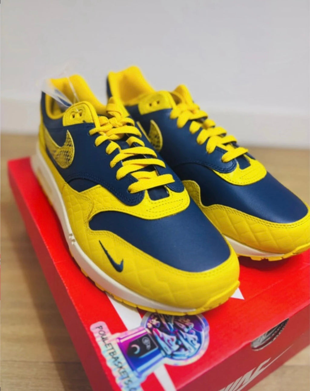 Nike Air Max 1' 87 SE Michigan Midnight Navy Yellow