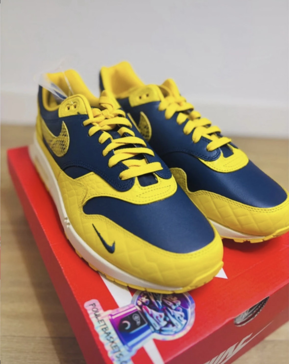 Nike Air Max 1' 87 SE Michigan Midnight Navy Yellow