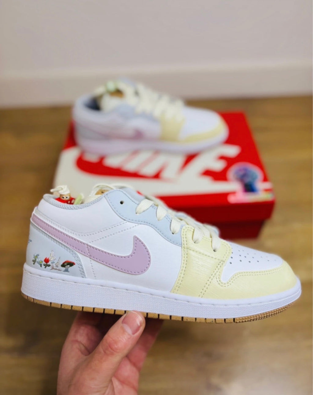 Nike Air Jordan 1 Low Muschroom Flowers Spécial Edition