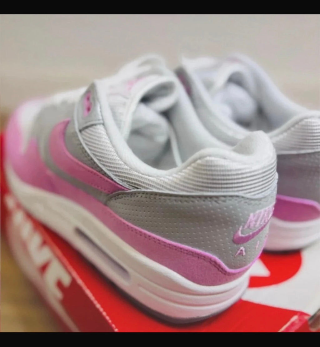 Nike Air Max 1 '87 Metallic Platinum Rose Rise