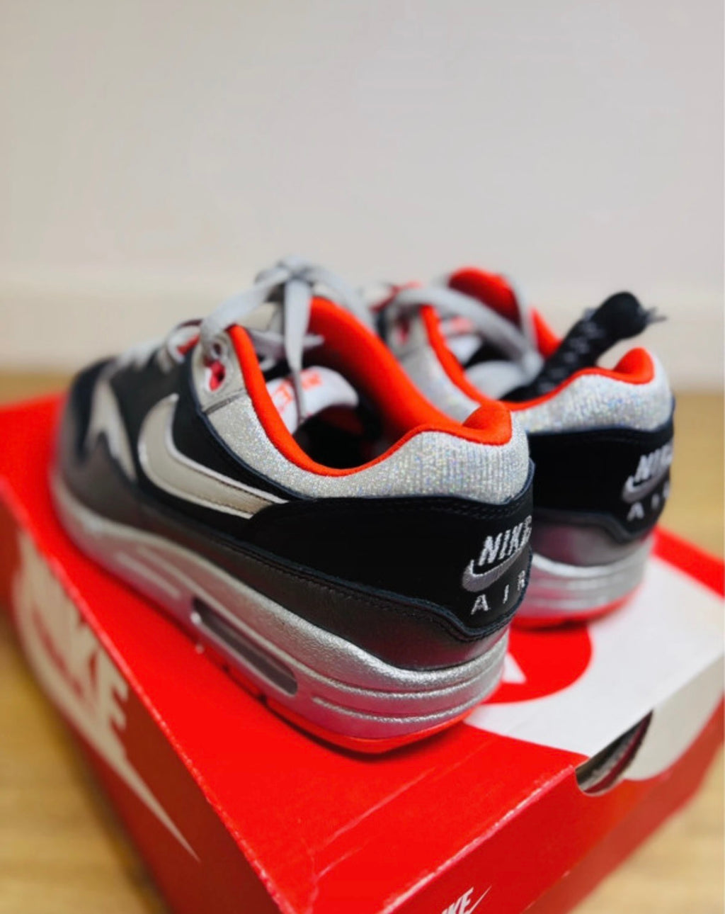 Nike Air Max 1 NBY Nike By You Black Red Metallic + Extra laces