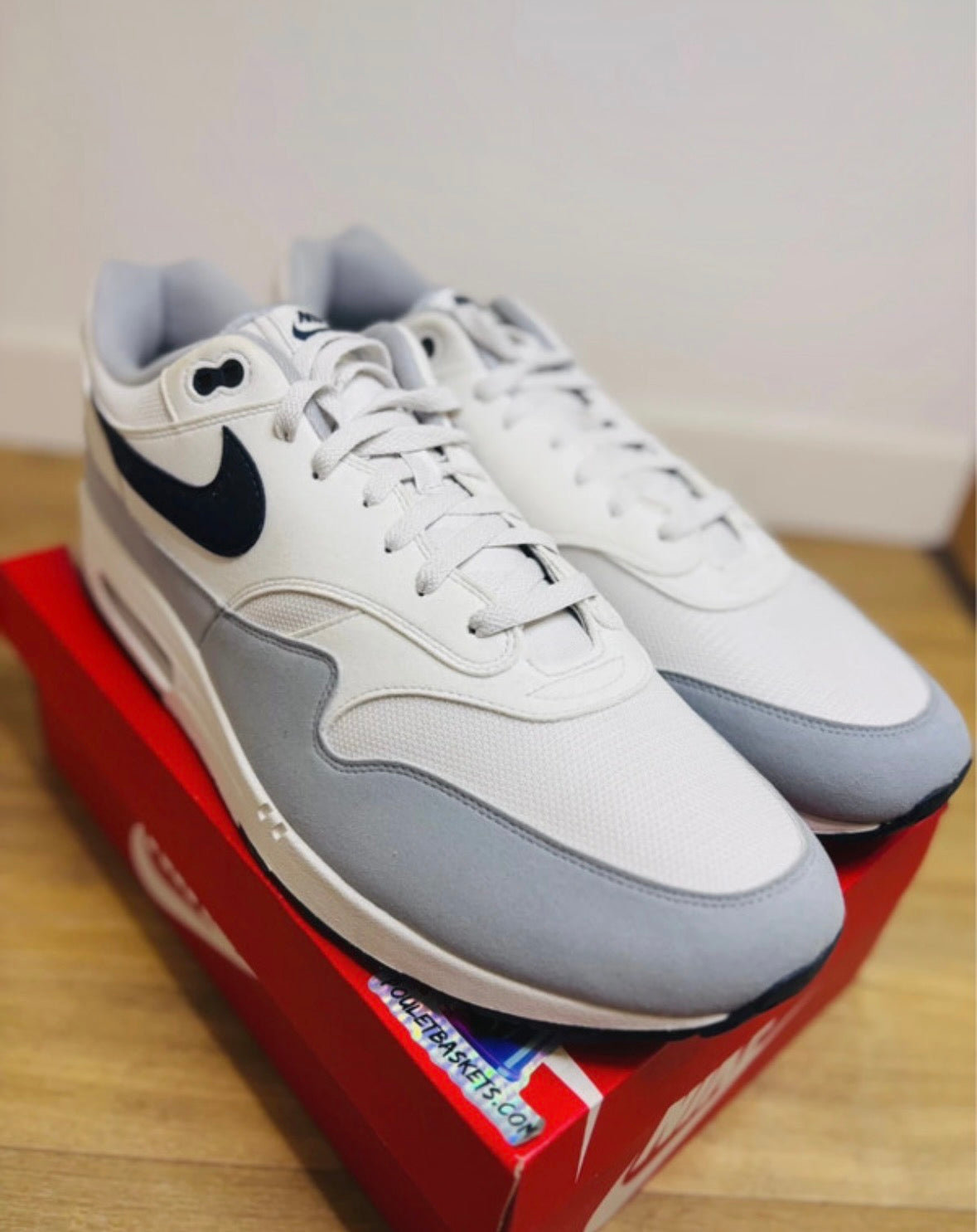 Nike Air Max 1 Platinum Tint Dark Obsidian