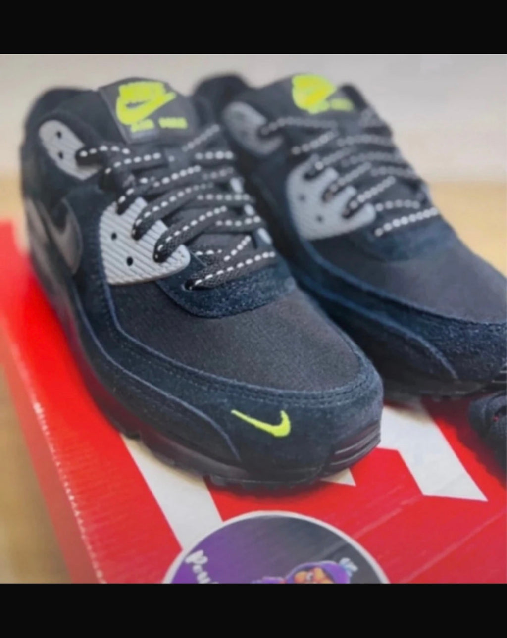 Nike Air Max 90 Black Anthracite Cool Grey + Extra laces black