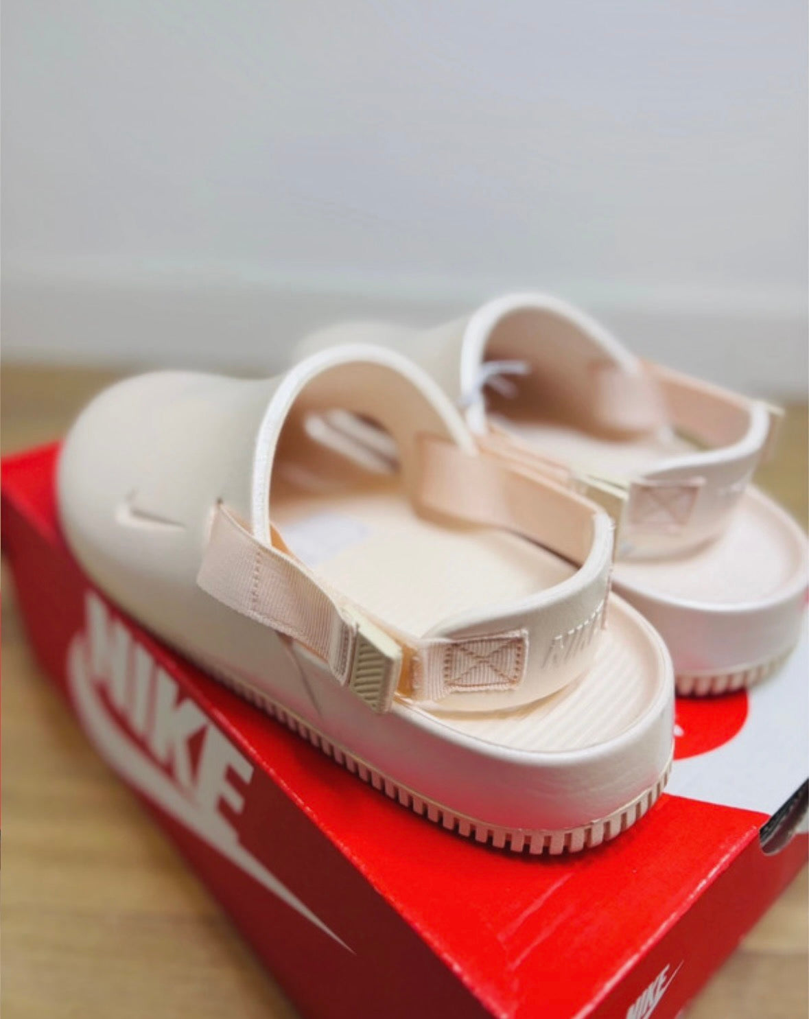 Nike Calm Mule Guava Ice