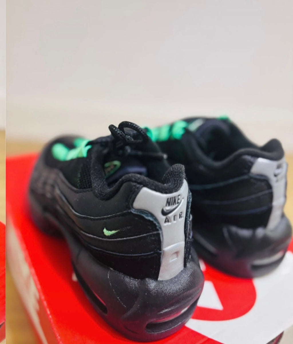 Nike Air Max 95 Recraft Black Green Shock