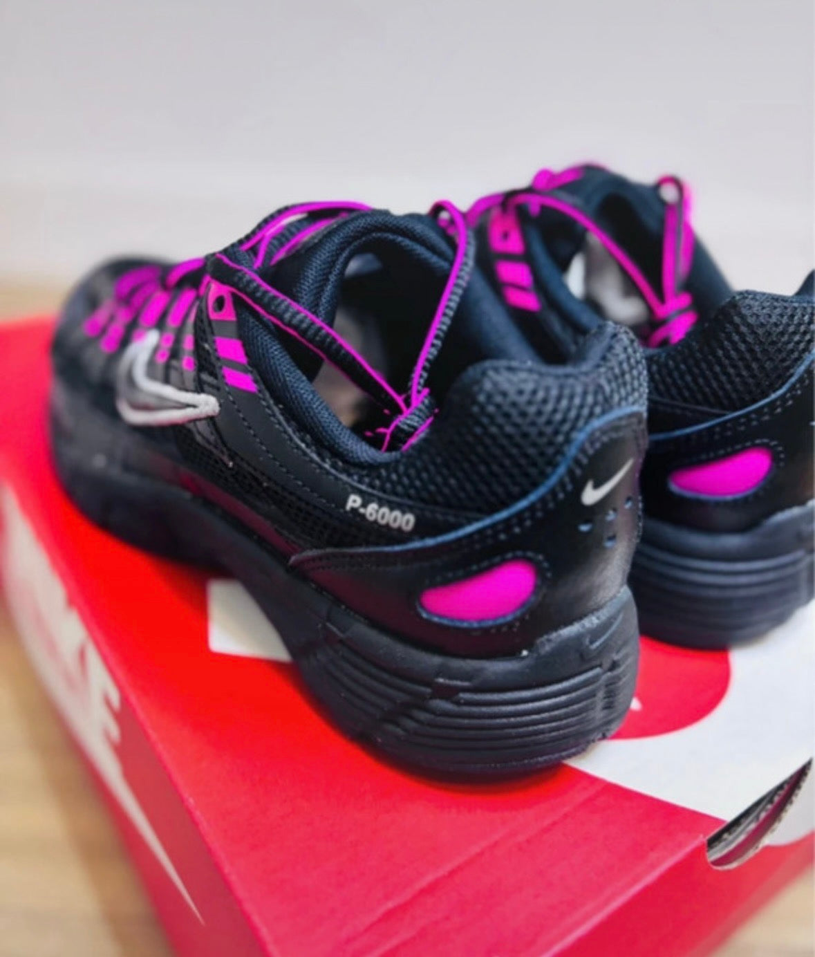 Nike P6000 Pink Blast Metallic Argenté Noir